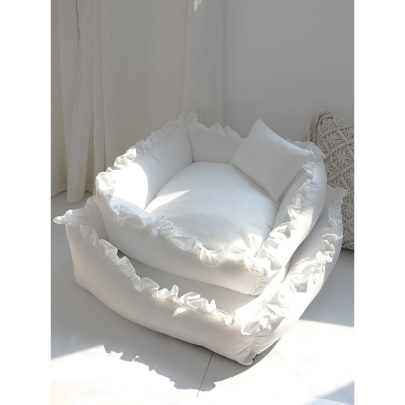 Princess Dog Bed – Ultrasoft Plush Sofa for Small Dogs & Cats